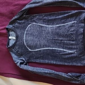 Lululemon long sleeve top